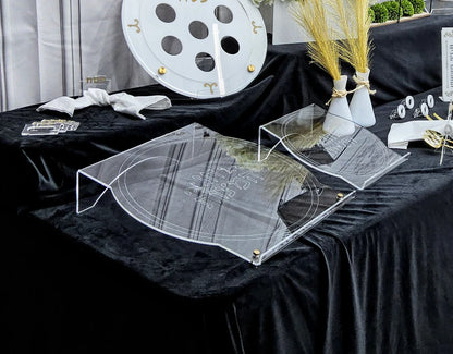 Matzah Protector Haggadah Stand | מצה שטענדער הגדה סטענד