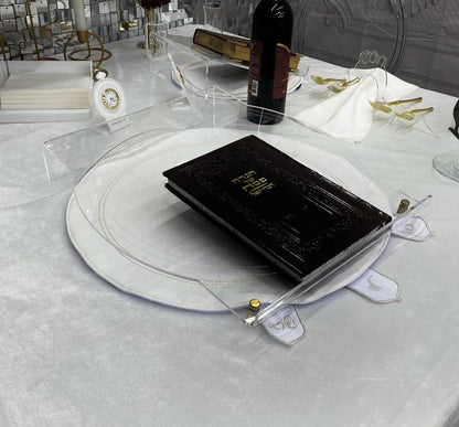 Matzah Protector Haggadah Stand | מצה שטענדער הגדה סטענד