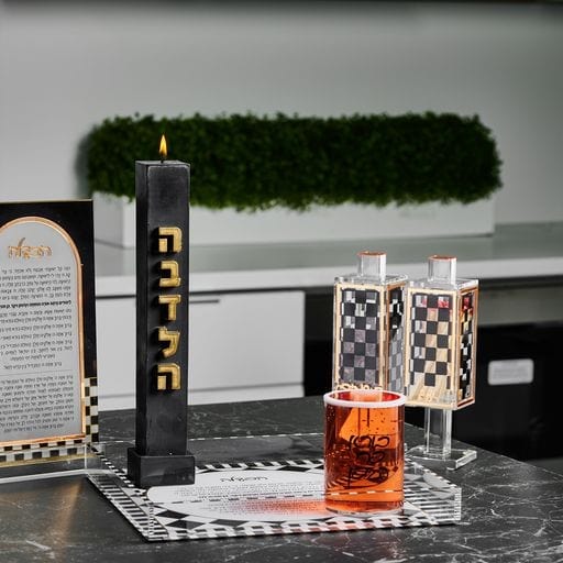 Embossed Havdalah Candle